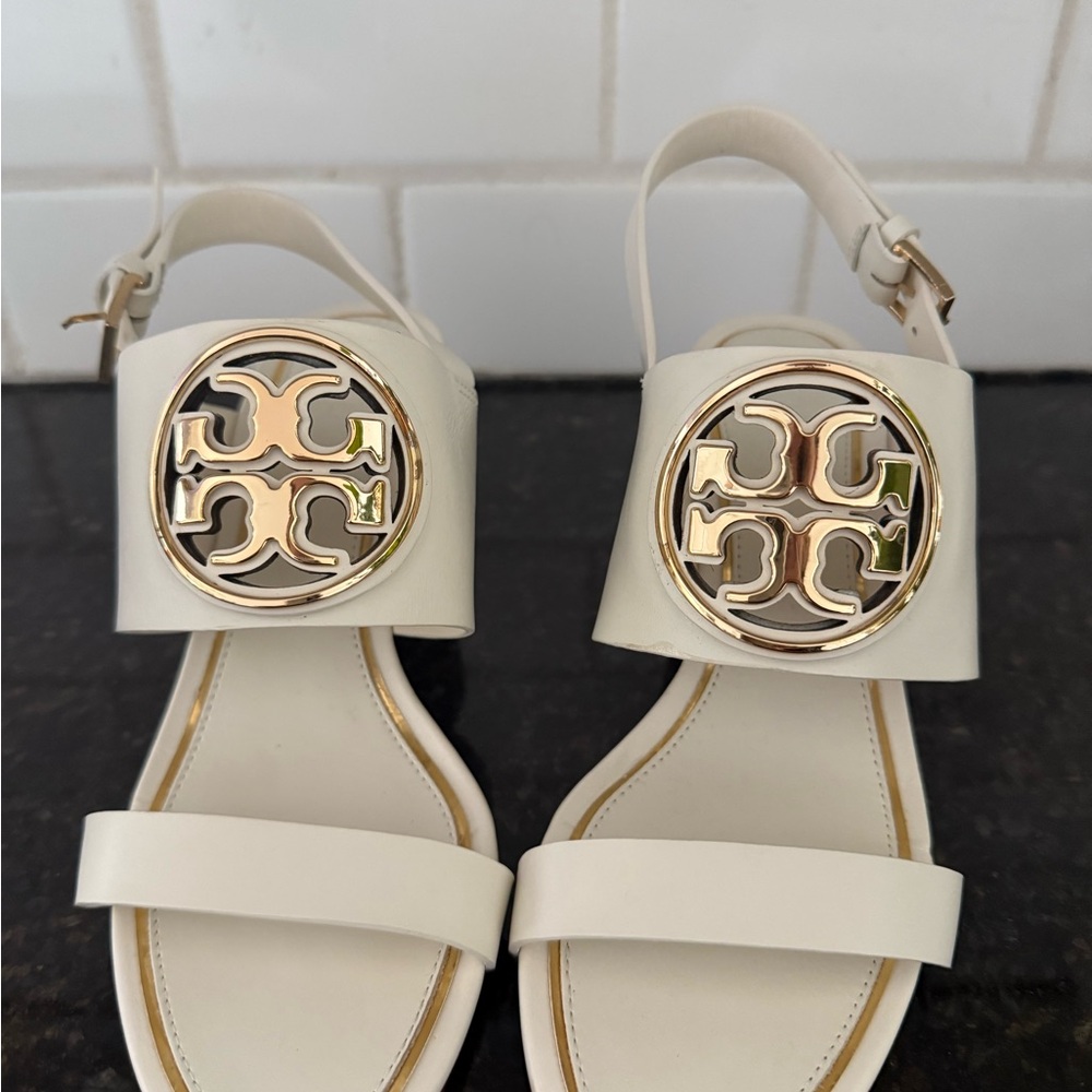 Tory Burch White and Gold Wedges with Chunky Heel